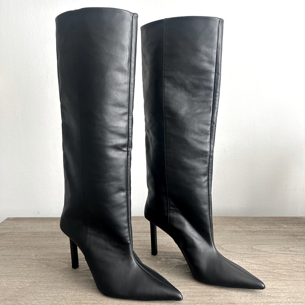 Still on site: Zara Straight Shaft Knee High Heeled Boots 6.7 (37)